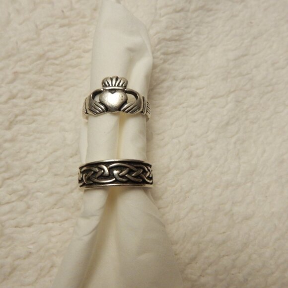 Lot of 2 Sterling Silver .925 Celtic Irish Rings Claddagh + Knot Band 5.5 5 1/2 - Picture 1 of 11